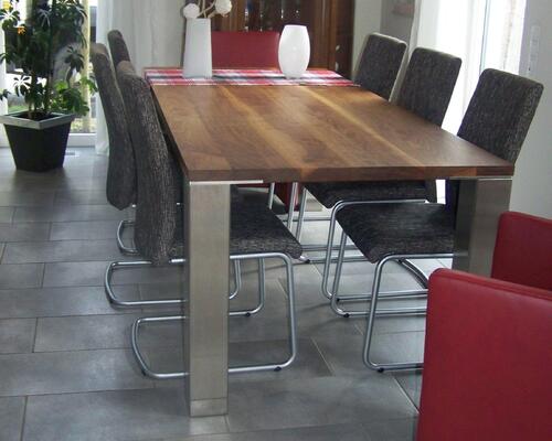 Tisch und Stühle, Maßanfertigung