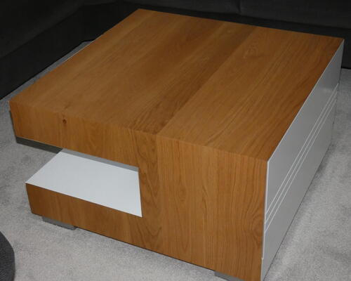 Tisch und Stühle, Maßanfertigung